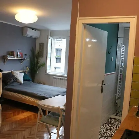 Apartamento Atelier 22 *