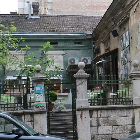 Atelier 22 Apartment